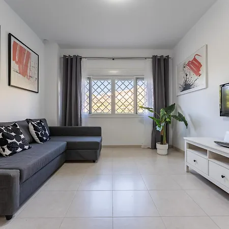 Parrot Apartment