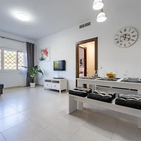 Apartment Parrot Torrox
